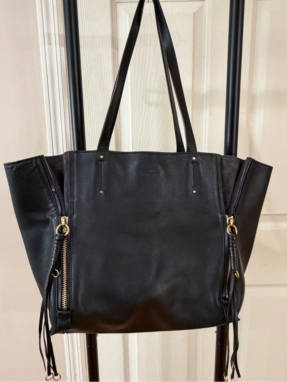 Chloé Milo Tote Bag